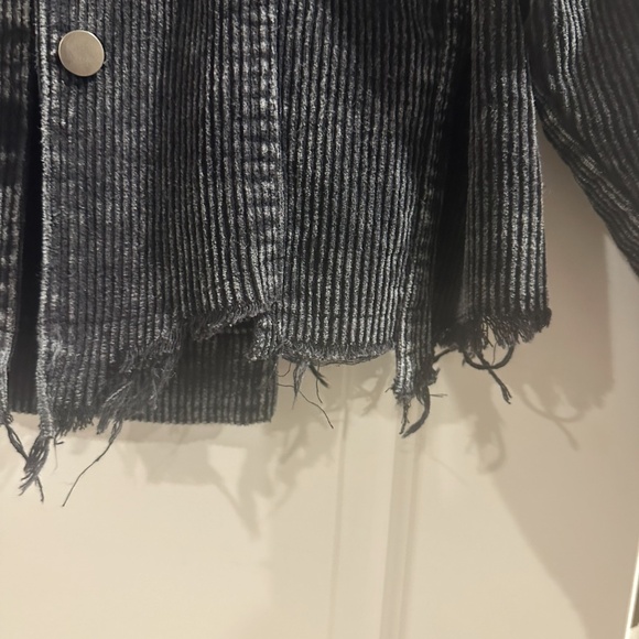 POL Black/ Gray Corduroy Jacket Cropped Frey Hem Distressed NWT - Picture 4 of 6